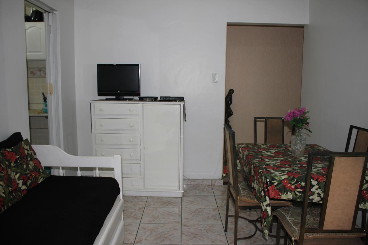 Lindo E Barato, Av Copacabana 479/301 * 里约热内卢