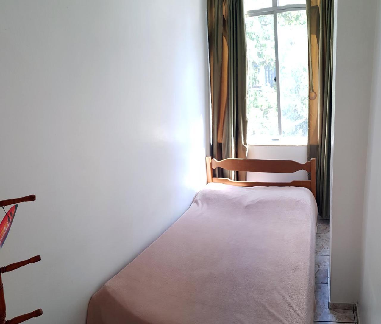 Lindo E Barato, Av Copacabana 479/301 公寓