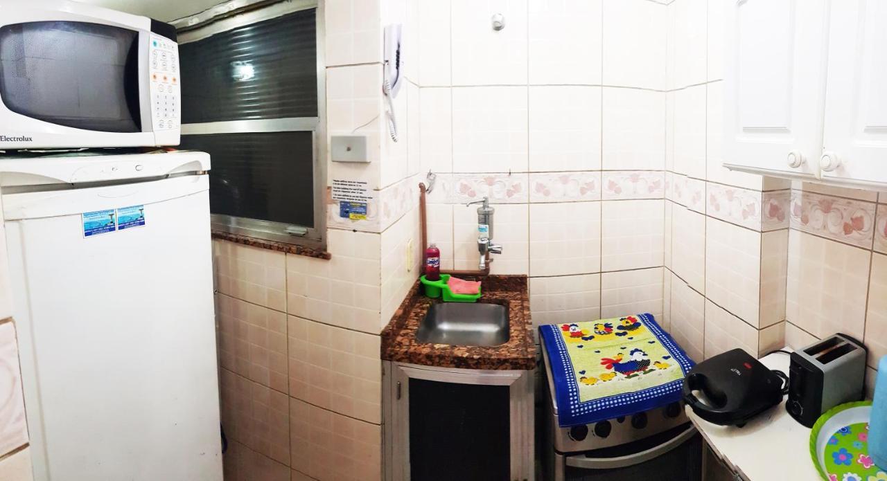 Lindo E Barato, Av Copacabana 479/301 Apartment *